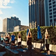 CLASES DE YOGA PARA GRUPOS